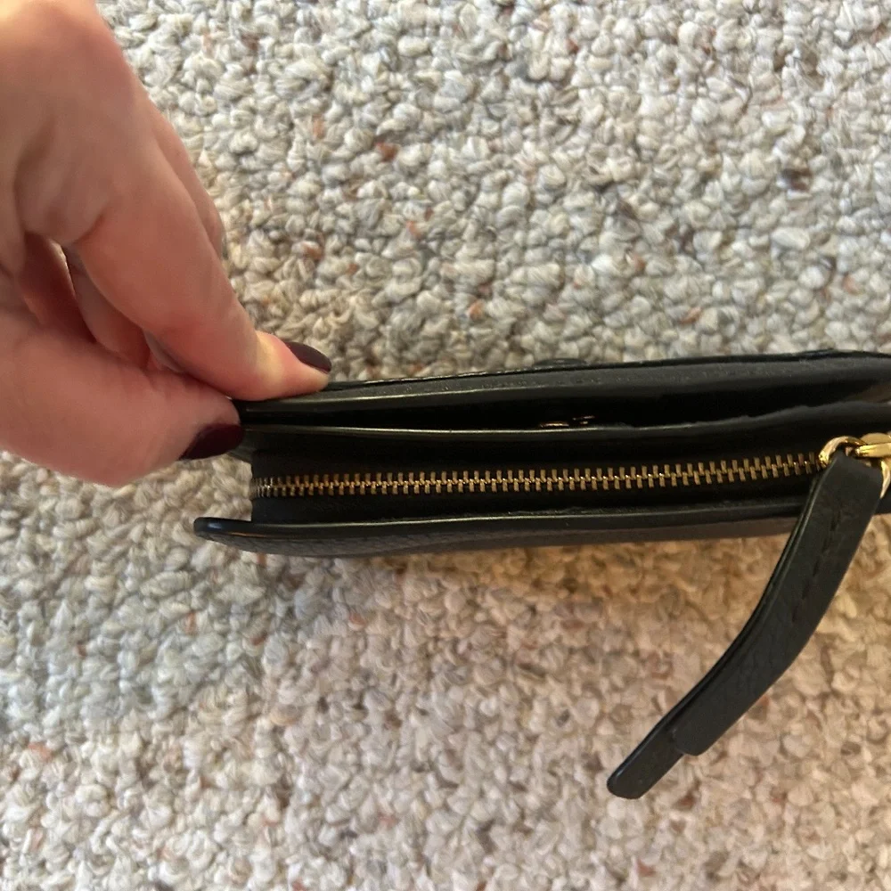 Wallet - Picture 3 of 3